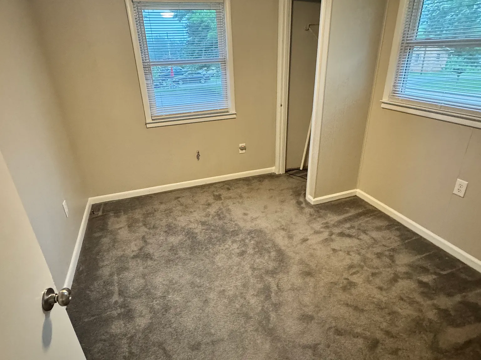 4 bed, 1456 sqft, $2,150 — Photo 2