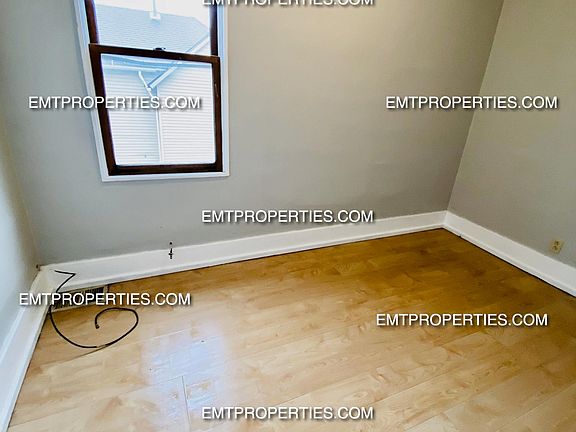 3rd image of 2035 Lexington Ave