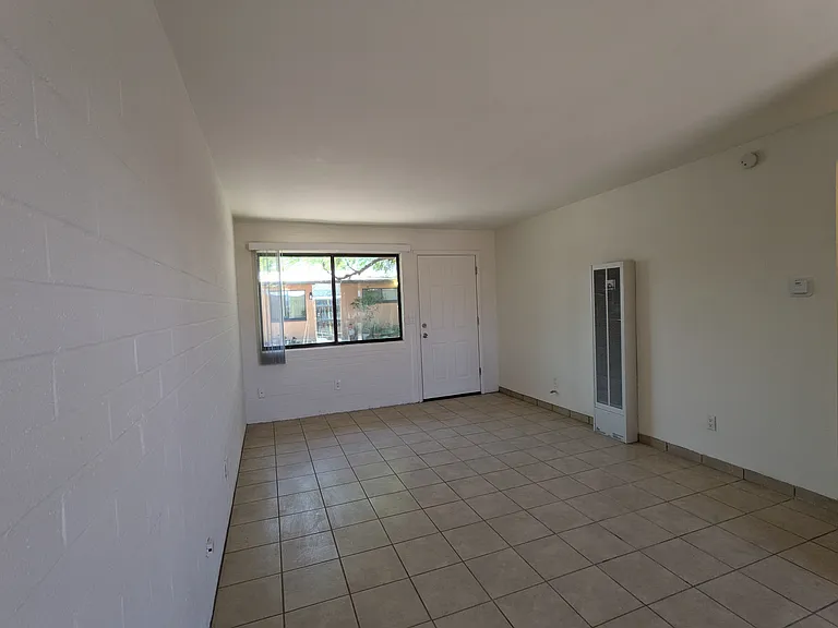 3870 N Park Ave #D — Photo 26