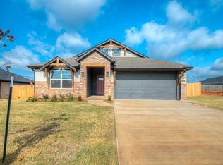 345 Isabella Dr, Blanchard, OK 73010