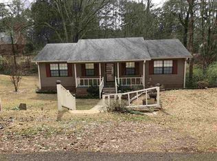106 Persimmon Dr, Florence, MS 39073