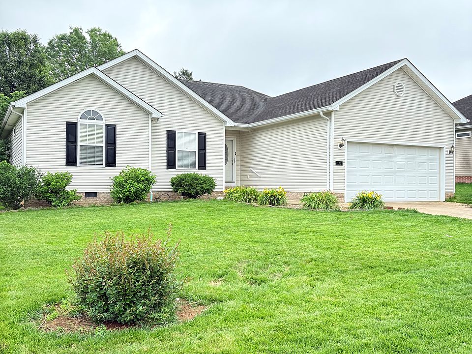 1st image of 3372 Fair Oaks Cir