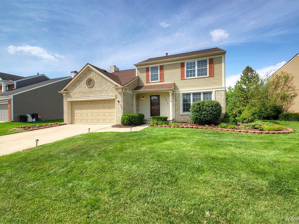 1st image of 44914 Fair Oaks Dr