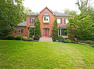 621 Twin Pine Rd, Pittsburgh, PA 15215