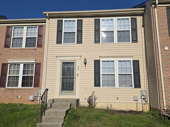 88 Hickory Ln