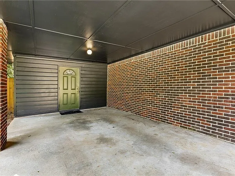 2859 Concord Dr — Photo 30