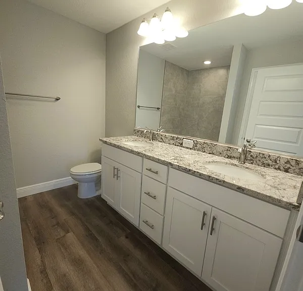 7244 N Glenridge Cir — Photo 9
