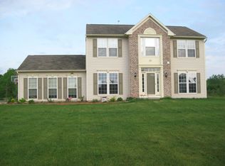 23 Starflower Dr, West Henrietta, NY 14586