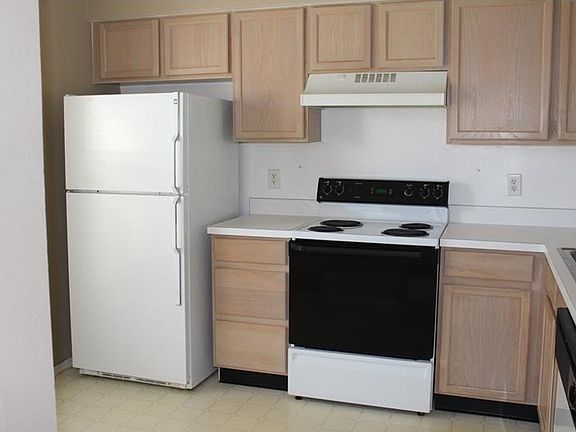 4th image of 13324 Fairway Glen Dr APT 204