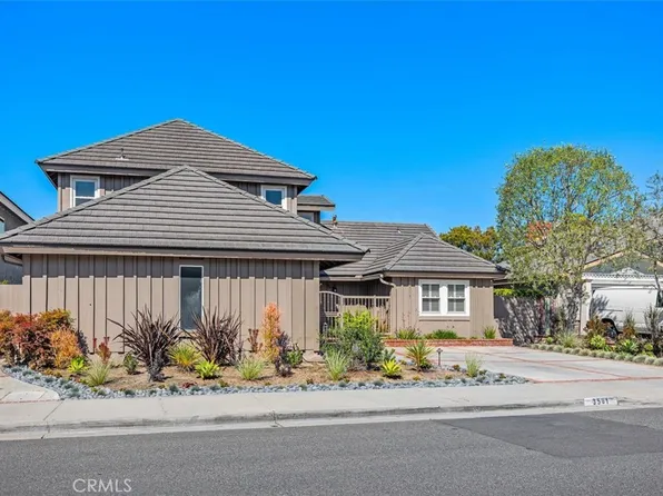 3581 Aquarius Dr, Huntington Beach, CA 92649