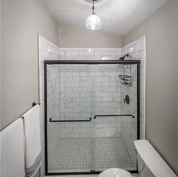 Master walking in shower