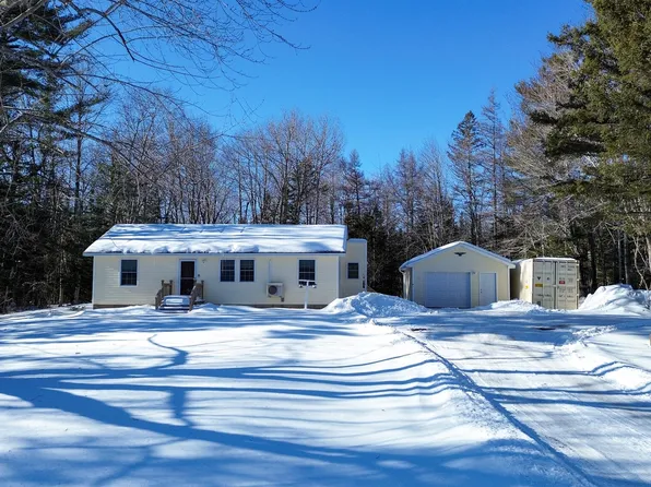 8 Lee Way, Hancock, ME 04640