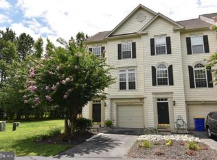 12 Calvert St, Ocean View, DE 19970