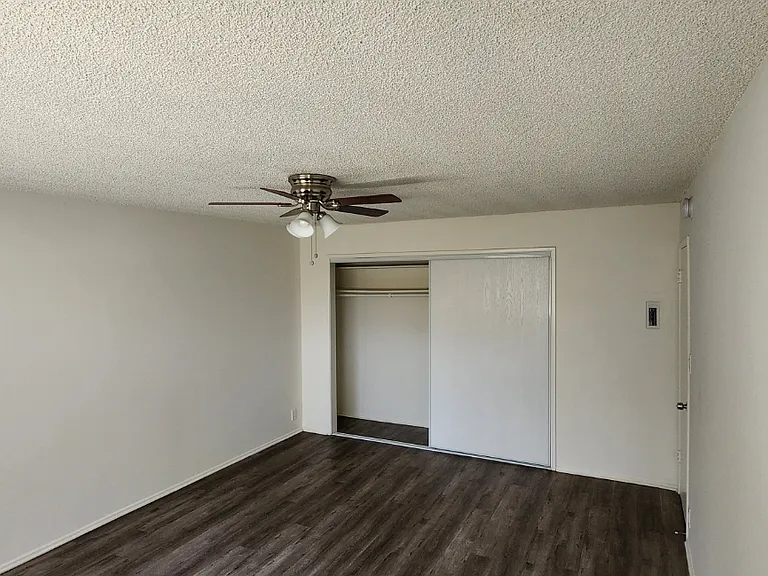 5040 Tujunga Ave #7 — Photo 16
