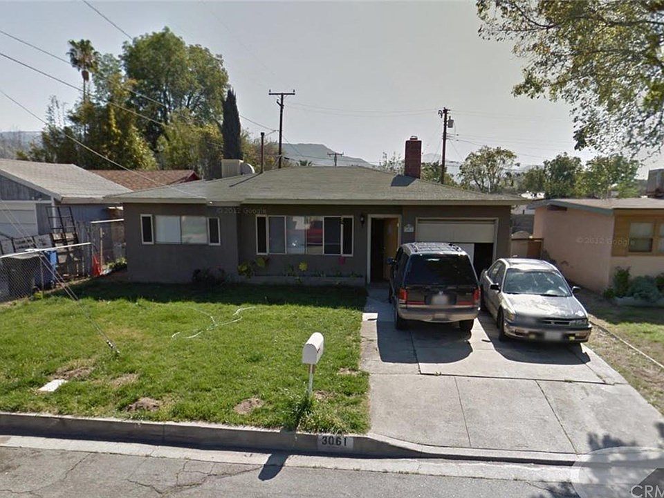 1st image of 3061 Lawrence Ave