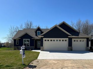 W6591 Ethan Dr, Appleton, WI 54915