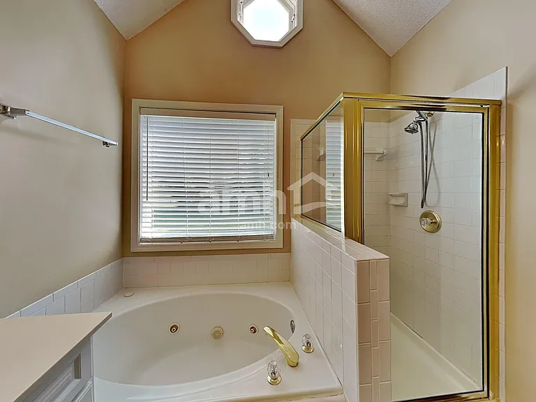 154 Acadian Dr — Photo 14