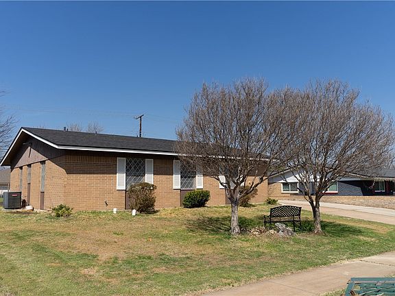 4th image of 1703 Janis Dr