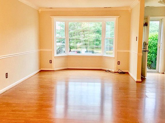 3rd image of 4137 Dawn Valley Ct #74B