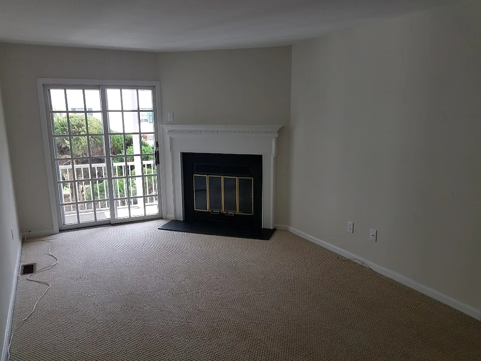 73 Smithfield Ct