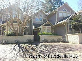 1st image of 727 Victorian Pl
