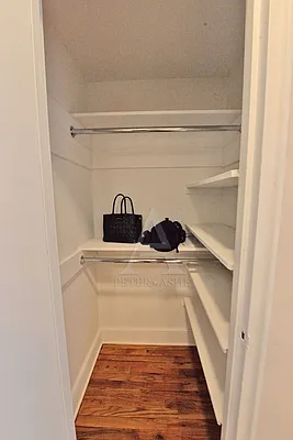 Rented by Peter Ashe | media 20