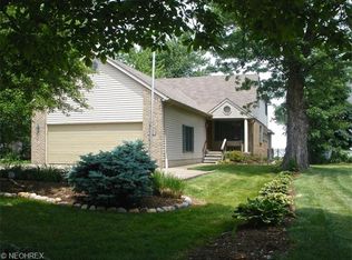 3623 Lake Rd, Sheffield Lake, OH 44054