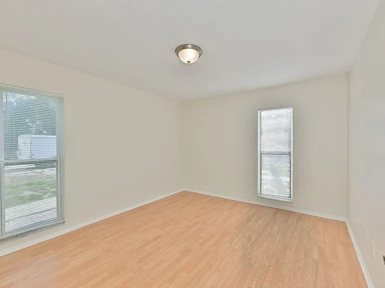 15616 Avalon Ave #1 — Photo 15