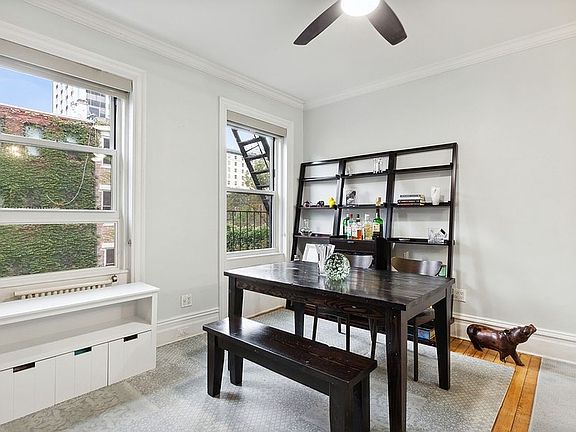 3rd image of 170 W 89th St APT 2D