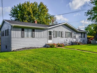 1115 & 1117 Benton St, Barberton, OH, 44203