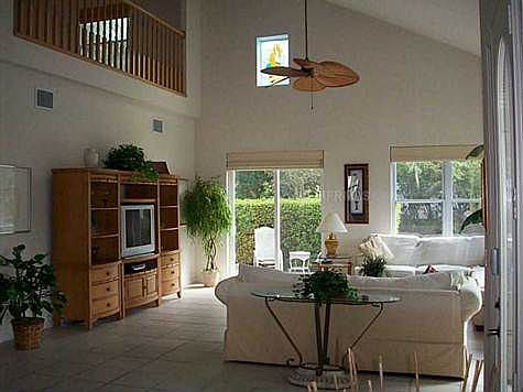 3rd image of 1914 Swanbourne Ln #1