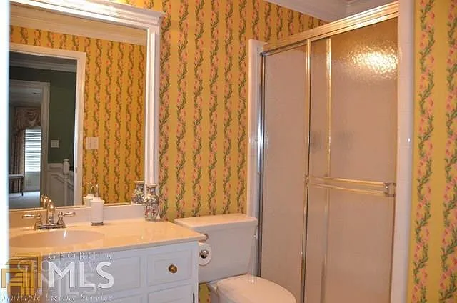105 Saint Andrews Sq — Photo 22
