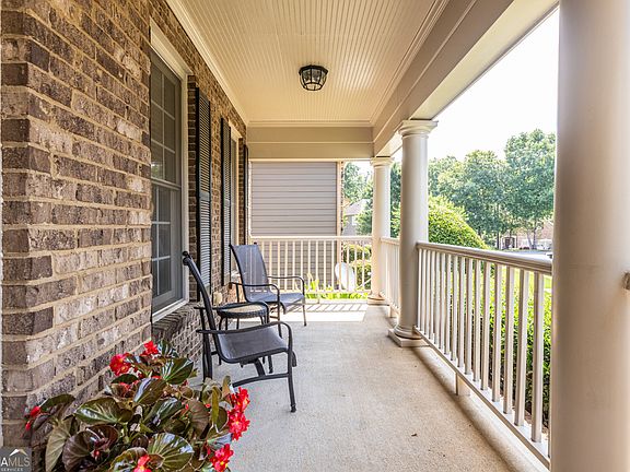 5th image of 2612 Lakefield Ct