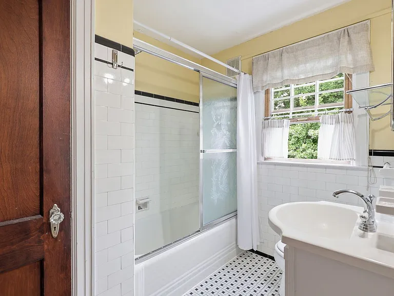 812 S Glebe Rd — Photo 15