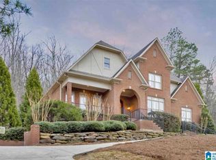 411 Greystone Glen Cir, Birmingham, AL 35242