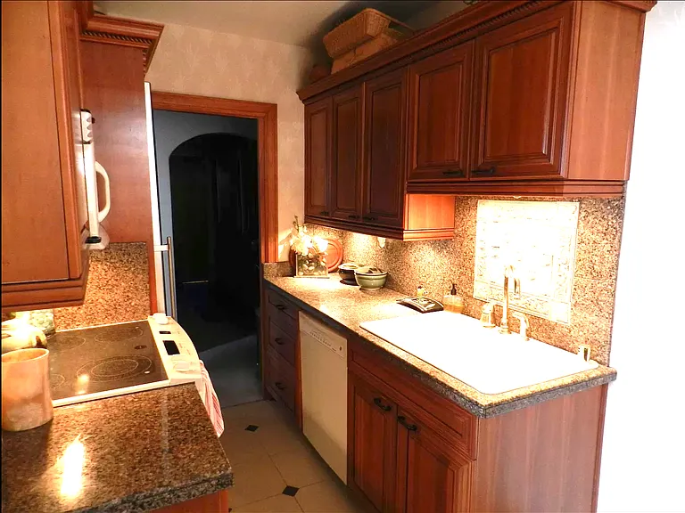 2348 Alki Ave SW #302 — Photo 7