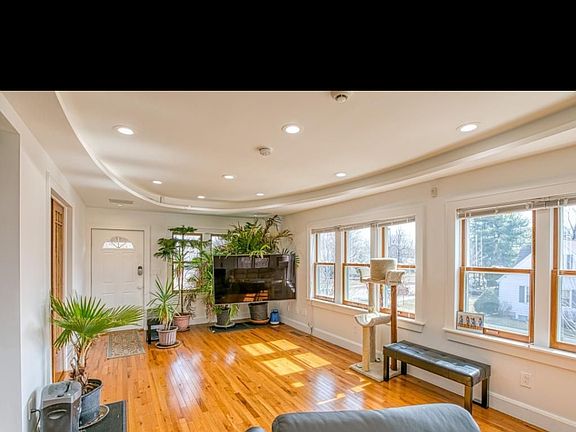 2nd image of 5256 30th Ave S