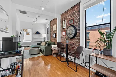 133 Madison Street, #4L
