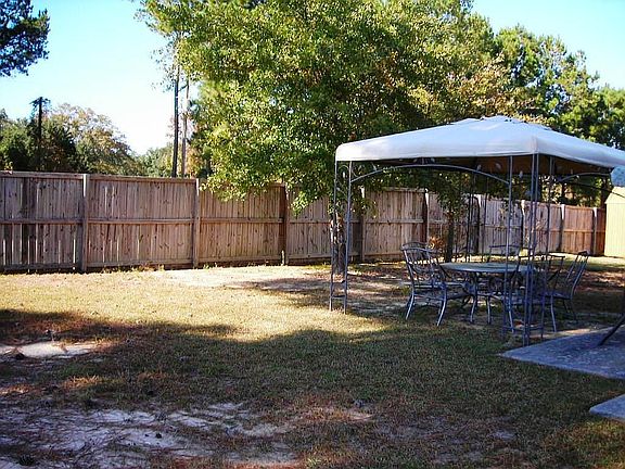 private back yard with patio