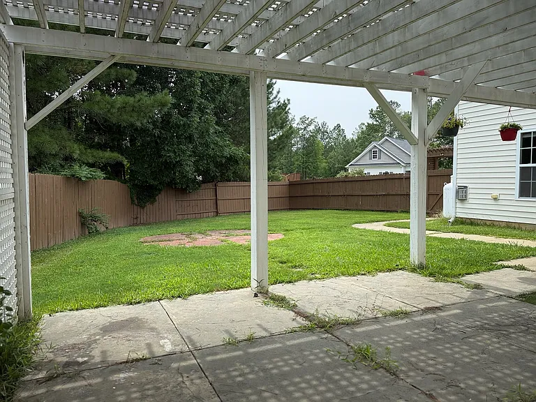 1205 Dexter Ridge Dr — Photo 16