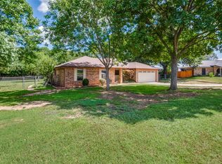 406 Chimney Hill Cir, Mansfield, TX 76063