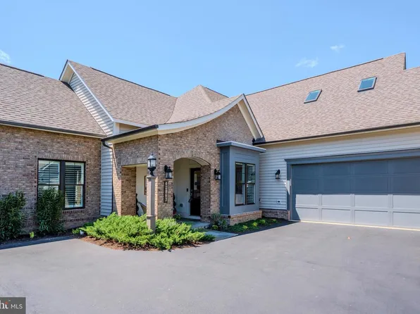 42863 Beaver Crossing Sq, Ashburn, VA 20148