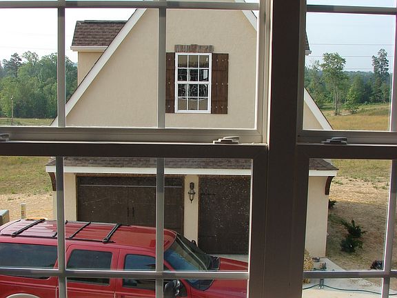 Detached garage & shop or ap