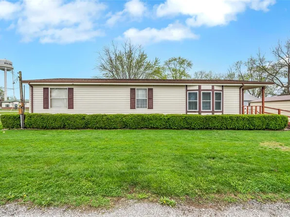 107 S 3rd St, Baldwin, IL 62217