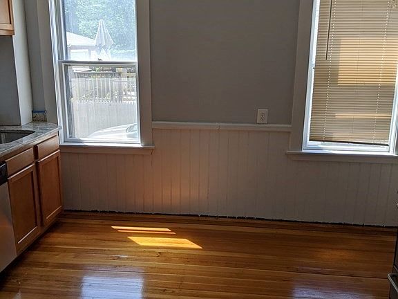 2nd image of 240 Washington St #1
