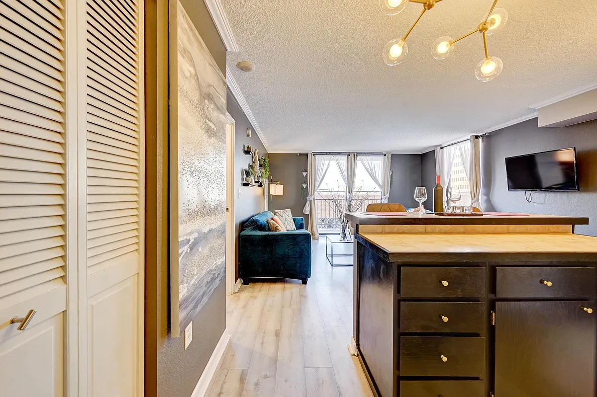 Building Photo - 1301 Speer Blvd #303