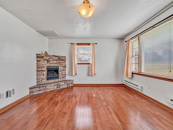 5th image of 3110 Eton Rd