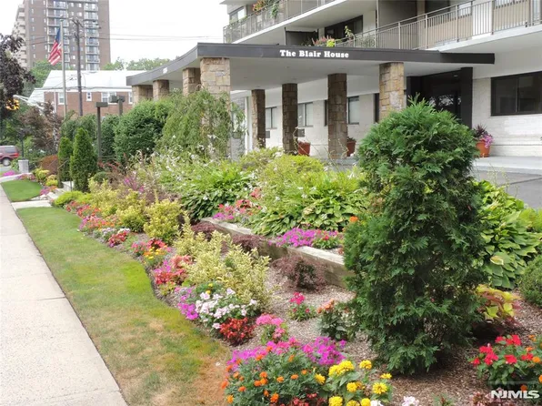 235 Prospect Ave APT 10H, Hackensack, NJ 07601