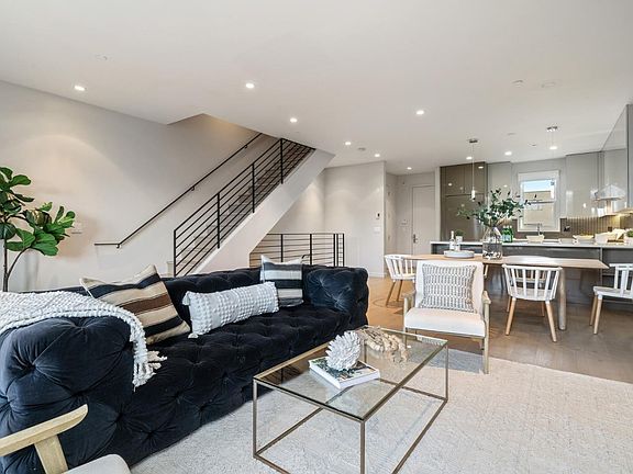 2nd image of 200 Dolores St #12