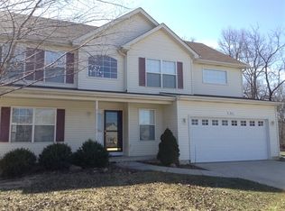 311 Appaloosa Trl, Plano, IL 60545